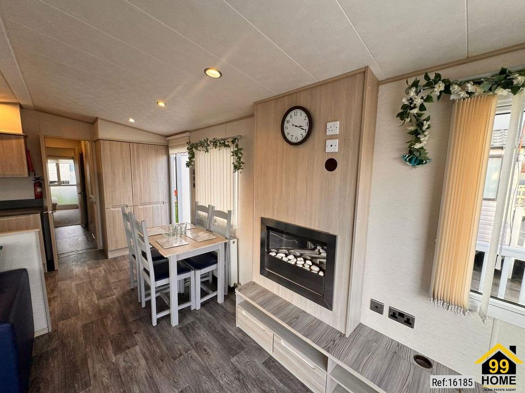 Property photo 3 of 11 Photo 2