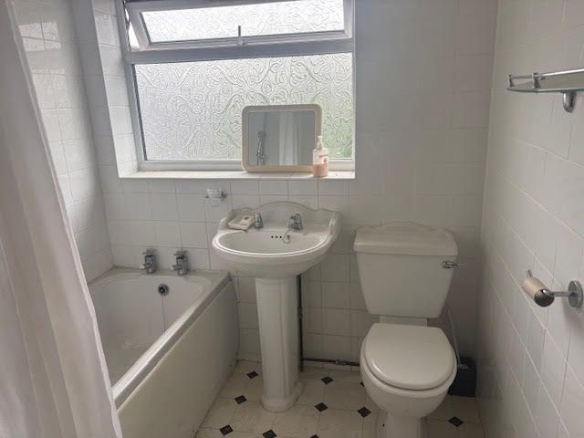 Property photo 3 of 4 Bathroom