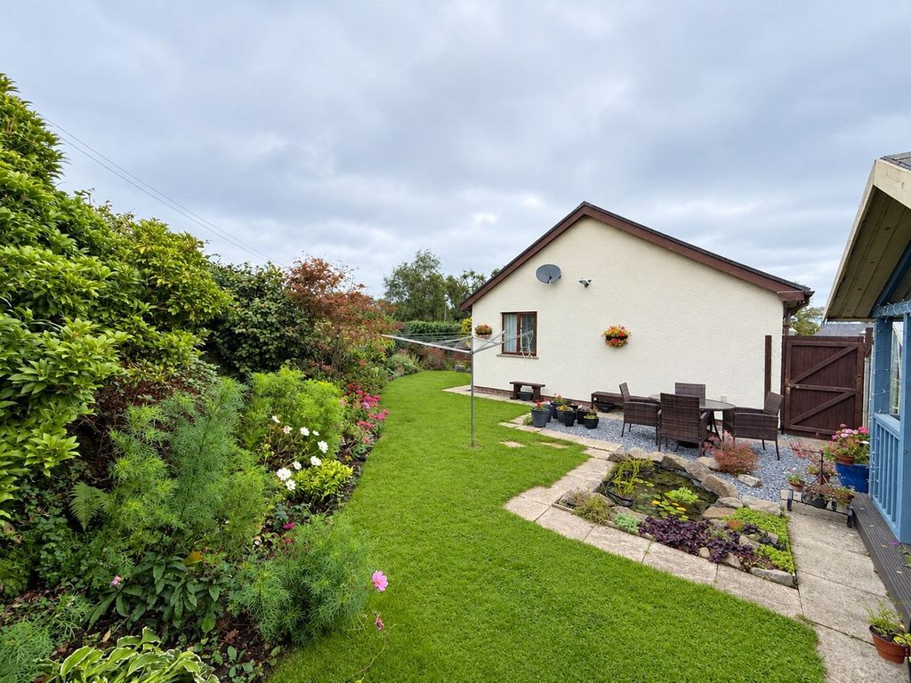 Property photo 3 of 38