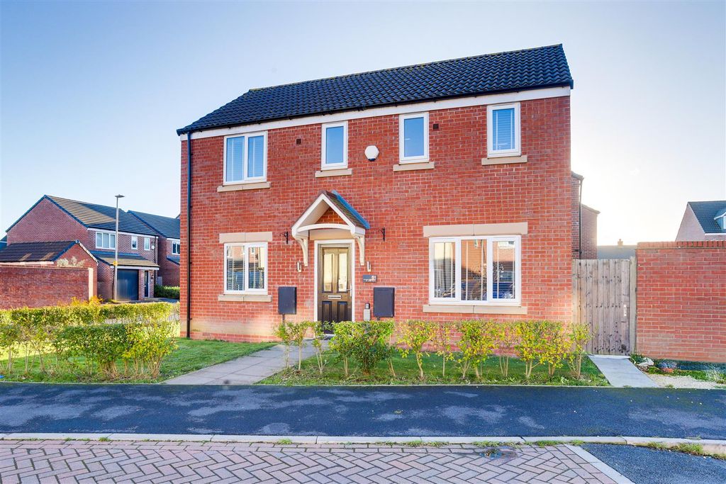 Property photo 1 of 20 1595.Jpg