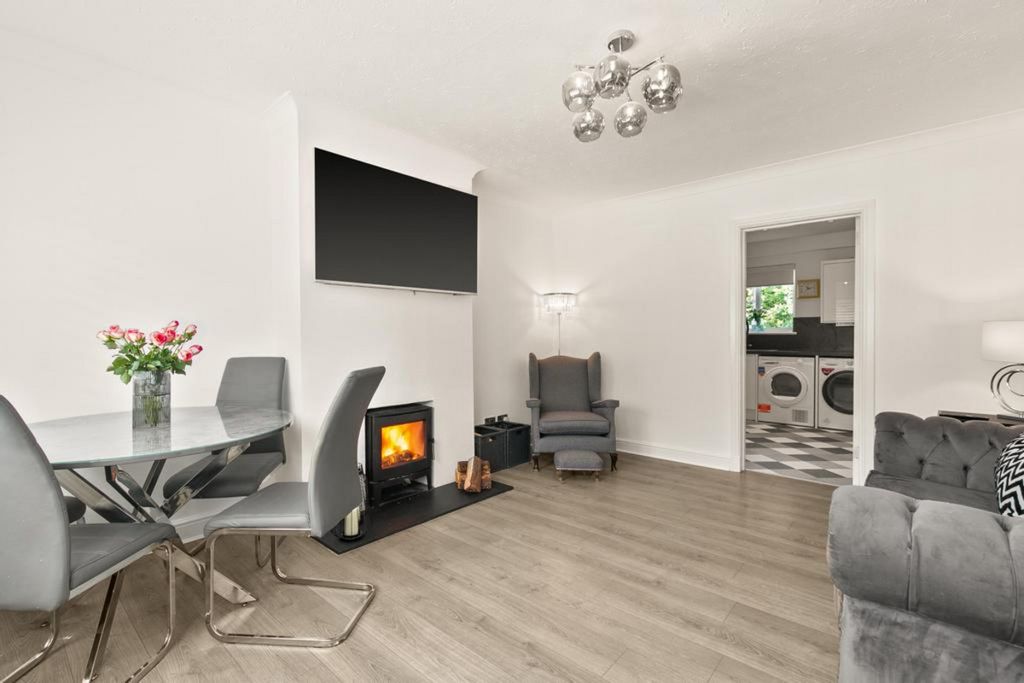 Property photo 3 of 23