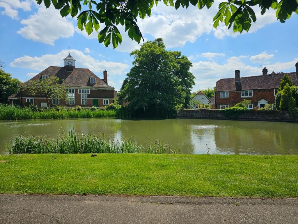 Property photo 2 of 24