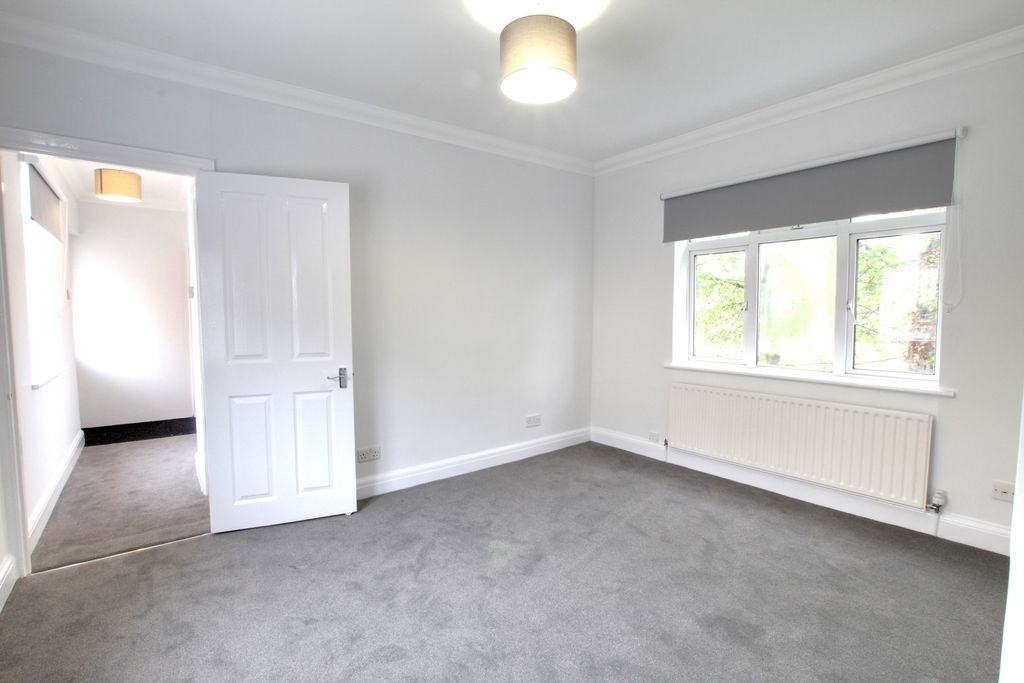Property photo 3 of 9 3.Jpg