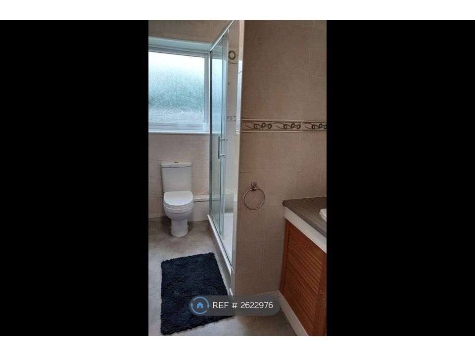 Property photo 3 of 35