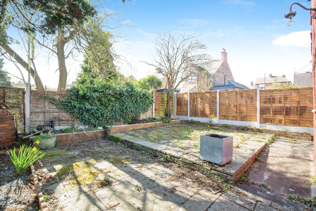 Property photo 2 of 18 E6cc627F-Mw-4047