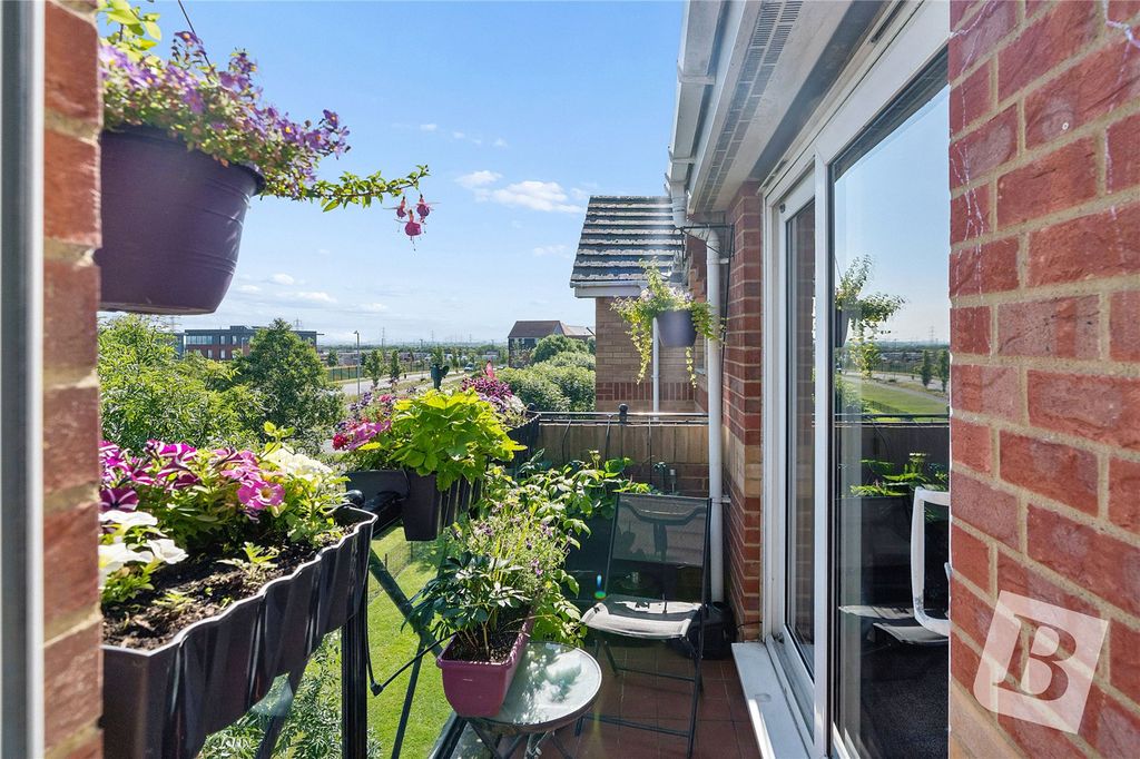 Property photo 2 of 12 Balcony