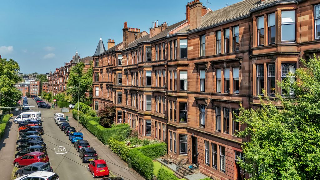 Property photo 1 of 33 3-Print-33 Falkland Street Flat 3.1_71