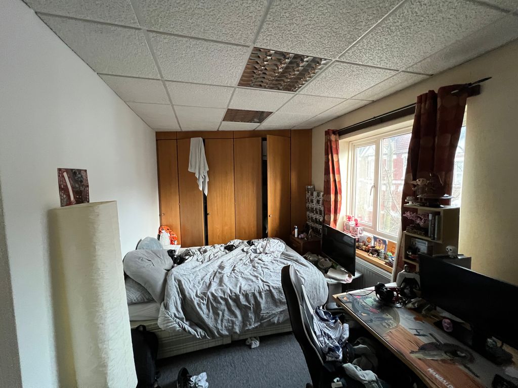 Property photo 3 of 5