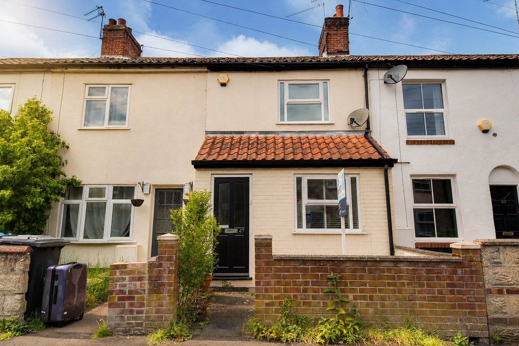 Property photo 1 of 12