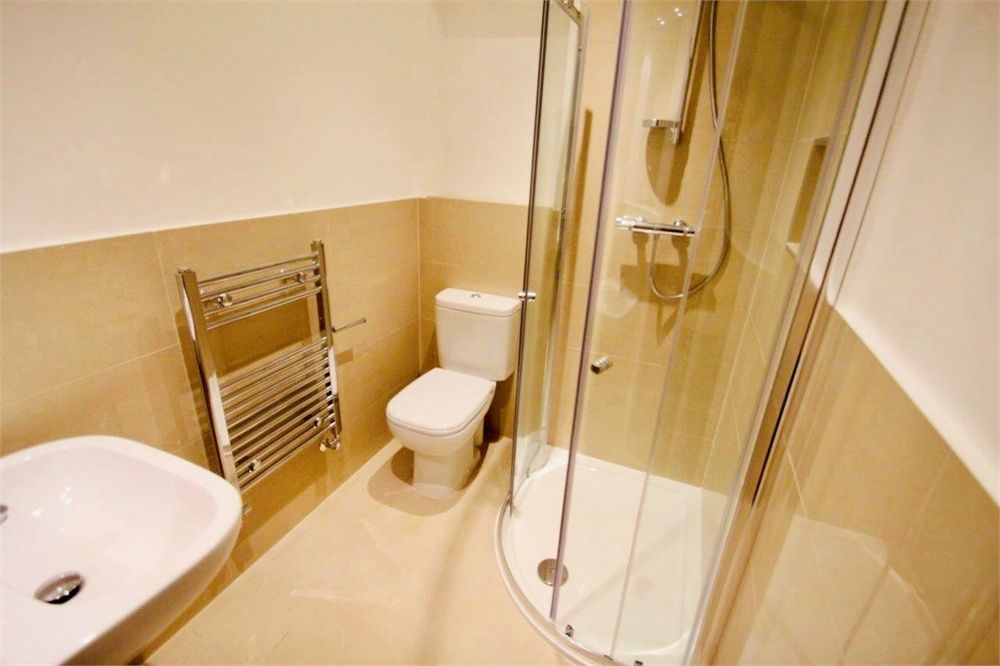 Property photo 2 of 3