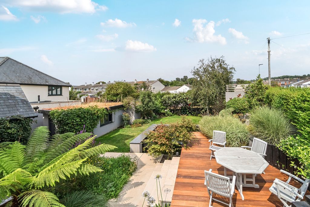 Property photo 2 of 35 1-6A6262E96Fa95-1...