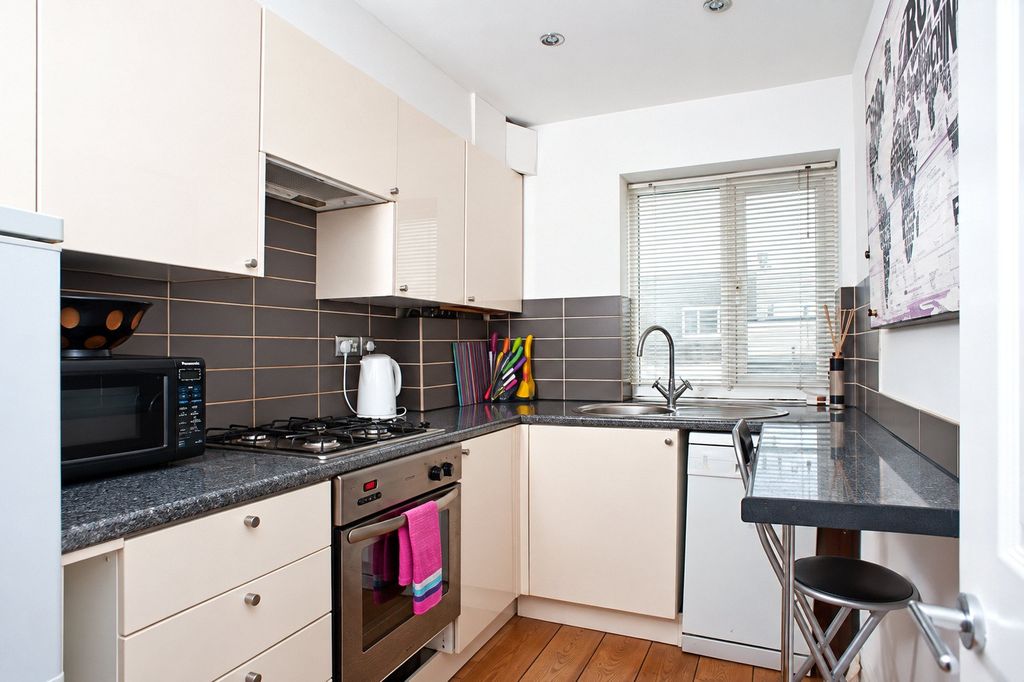 Property photo 2 of 11 Picture No. 26