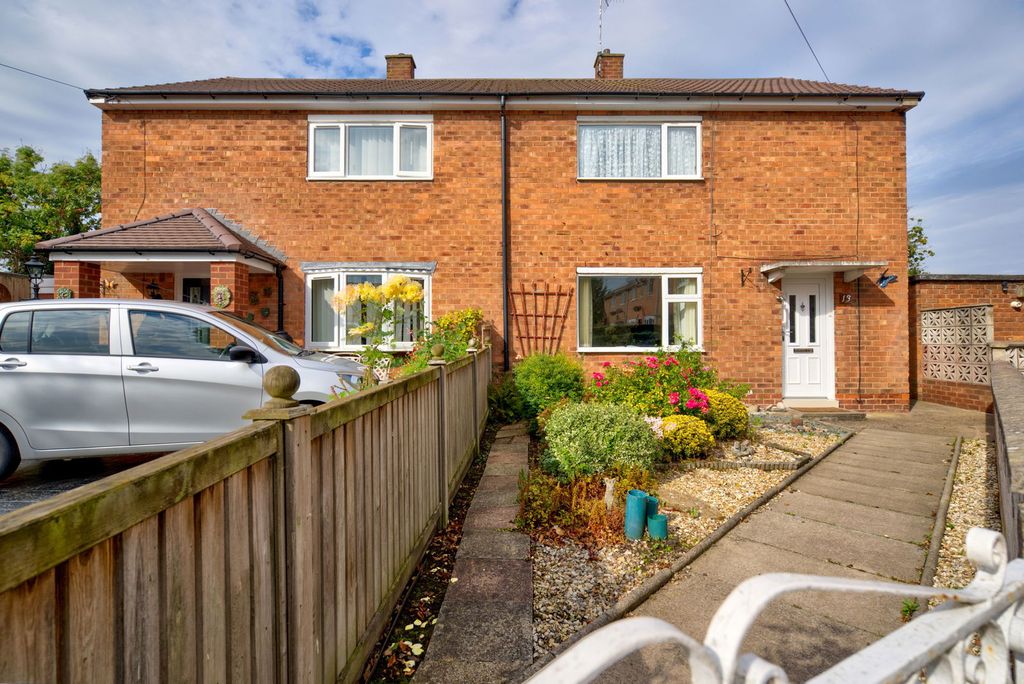 Property photo 1 of 37