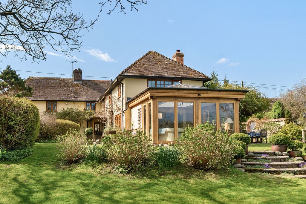 Property photo 1 of 23 Symmonds Cottage