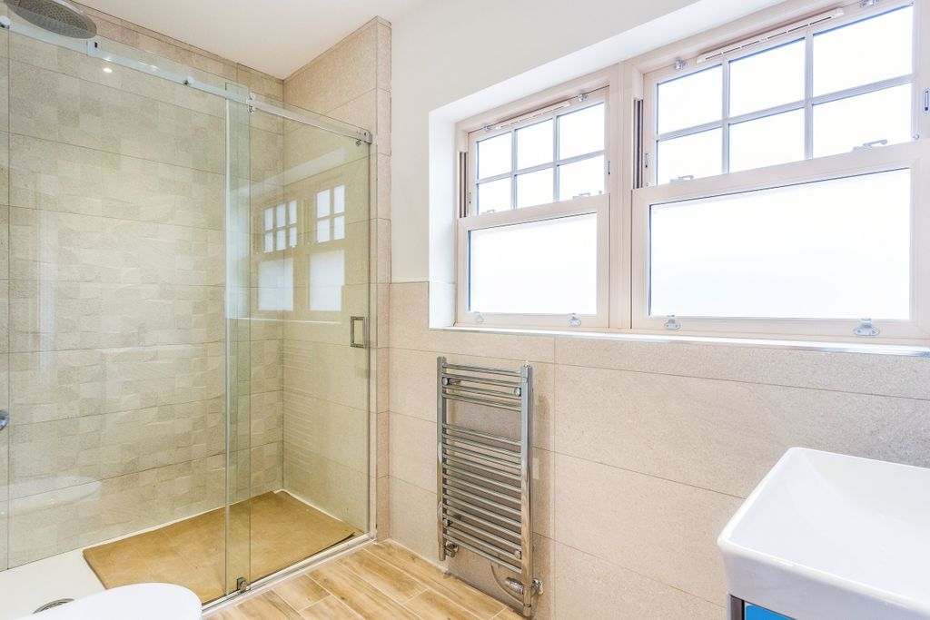 Property photo 3 of 10 Shower Room
