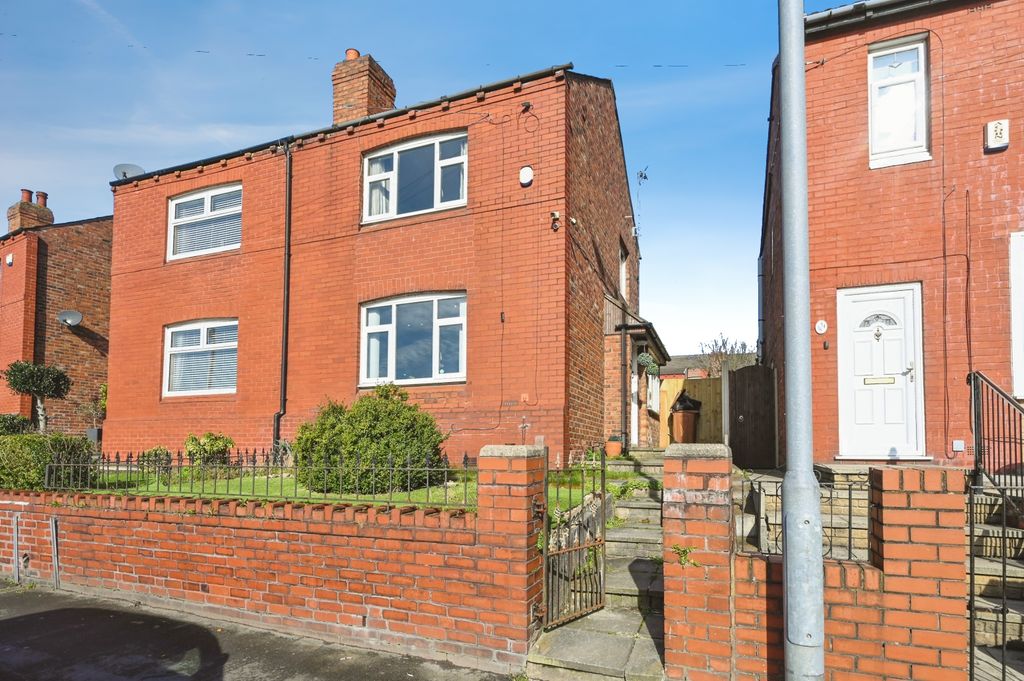 Property photo 1 of 13