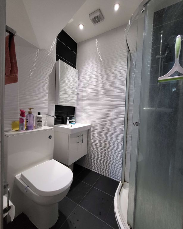 Property photo 3 of 35 Gallery