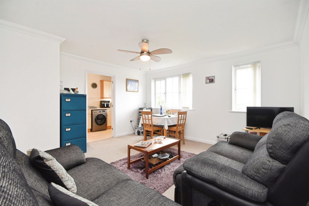 Property photo 3 of 13