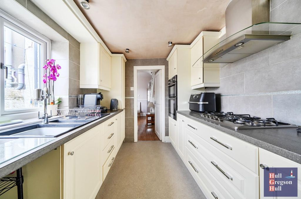 Additional image 8 of 4 bed terraced house for saleEaston Square, Portland DT5