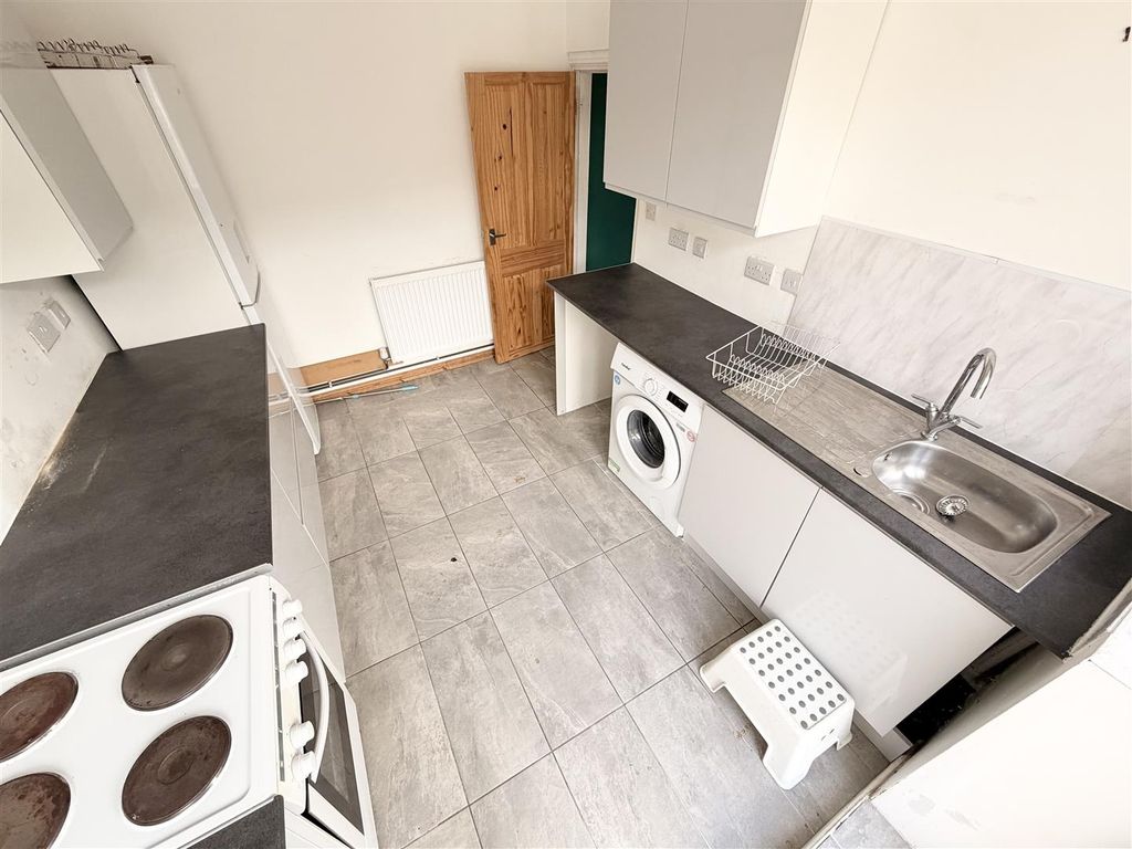 Property photo 1 of 12 Tempimagei0Vjjw.Jpg