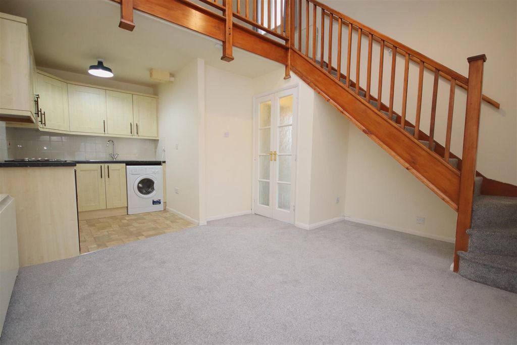 Property photo 2 of 7 Img_9758.Jpg