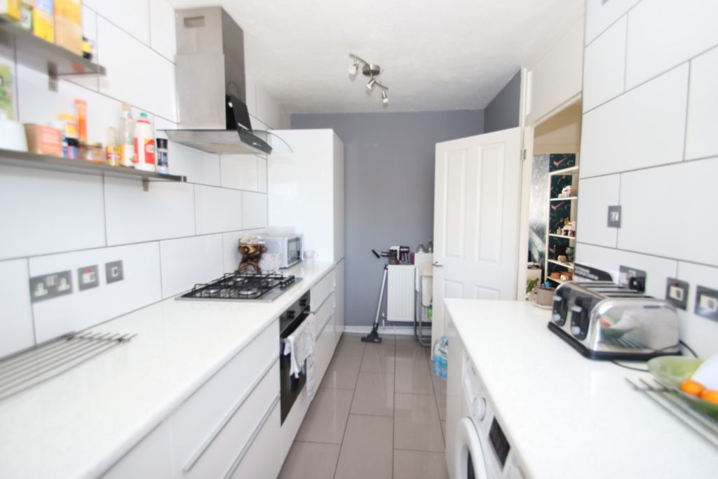 Property photo 2 of 4