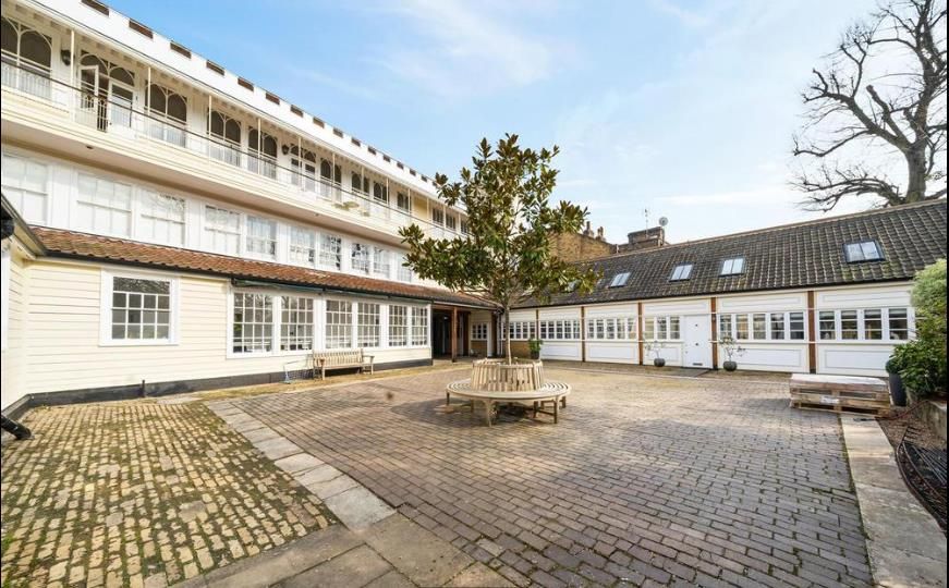 Property photo 2 of 8 Jsc-Courtyard-Png-11