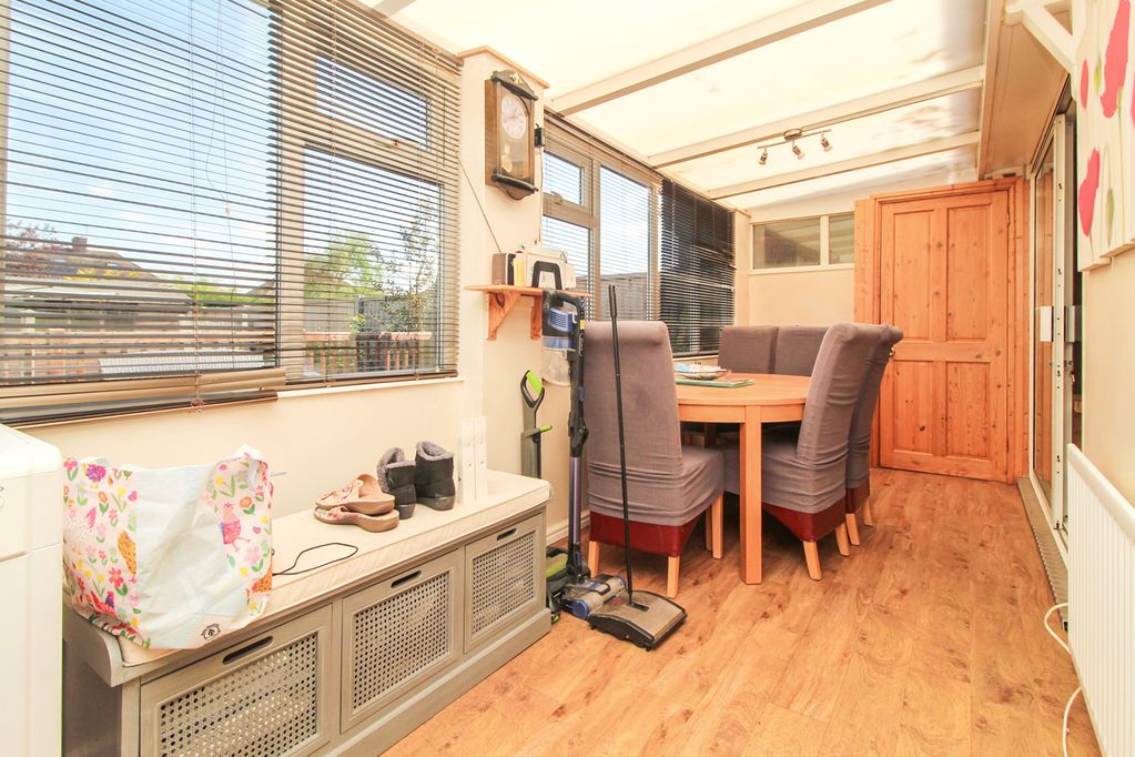 Property photo 2 of 15 Conservatory