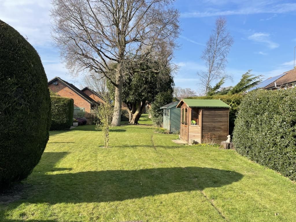 Property photo 2 of 10 Garden