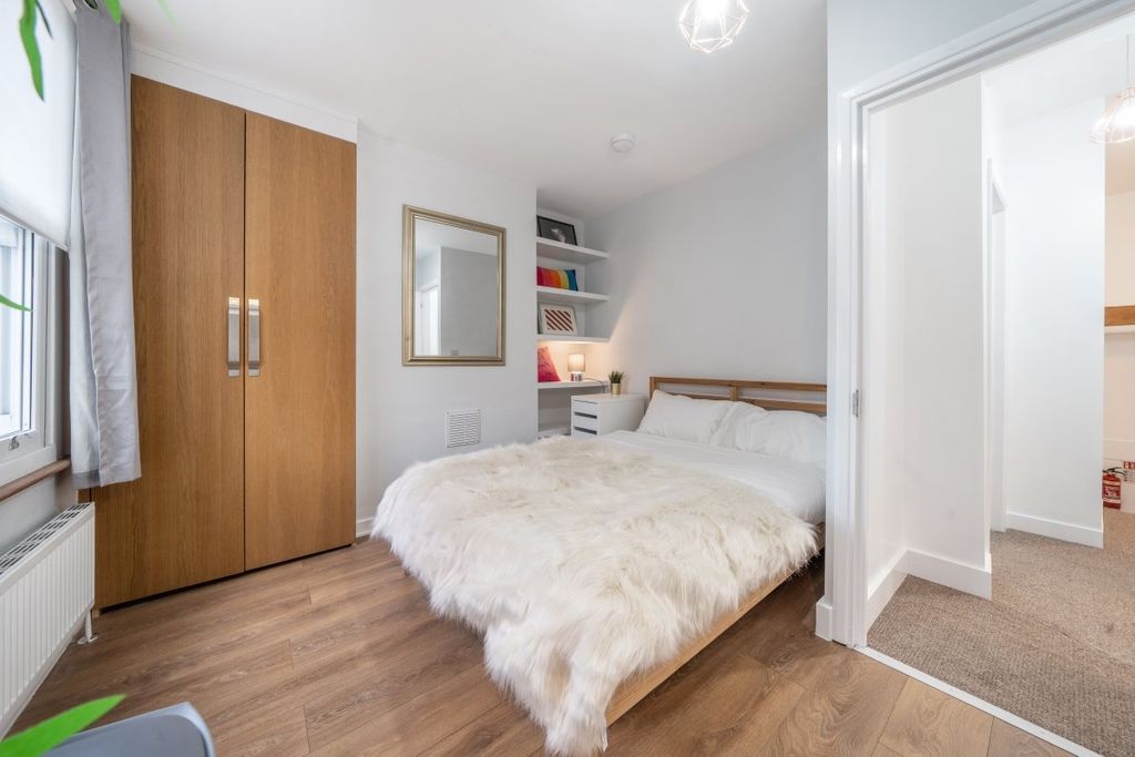 Property photo 3 of 13 1225606 (5)