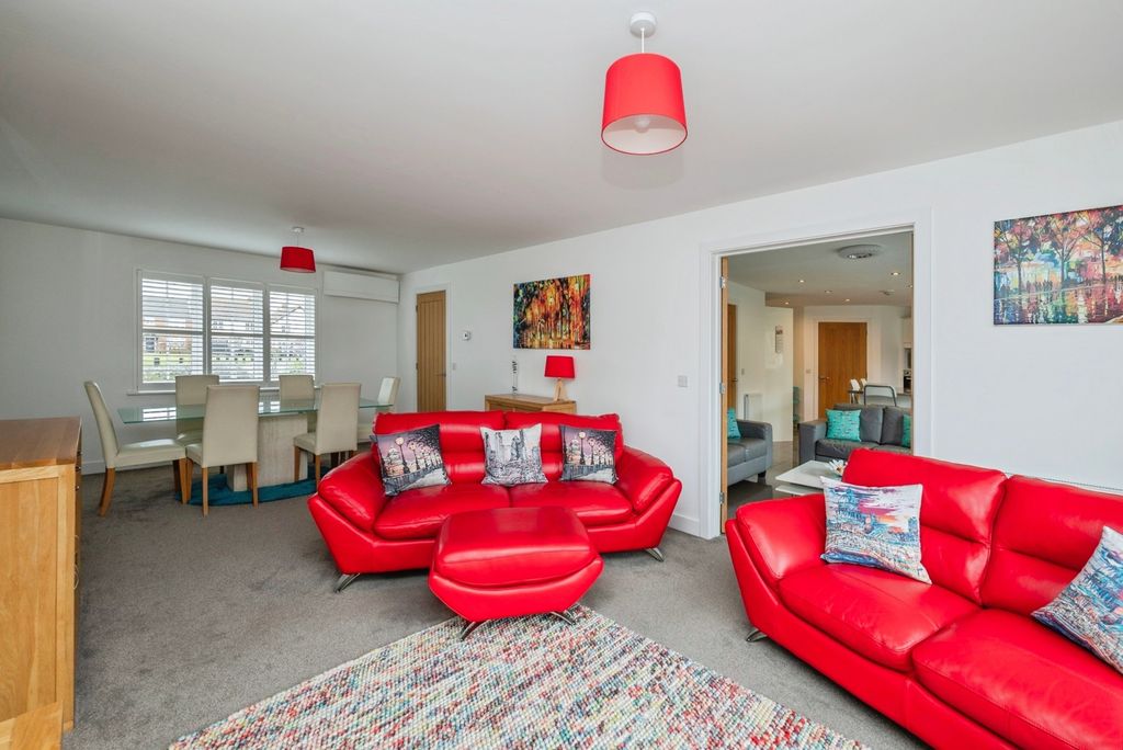 Property photo 1 of 27 Pbox-Img.Jpg