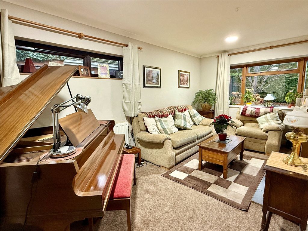 Property photo 3 of 10 Picture No. 20