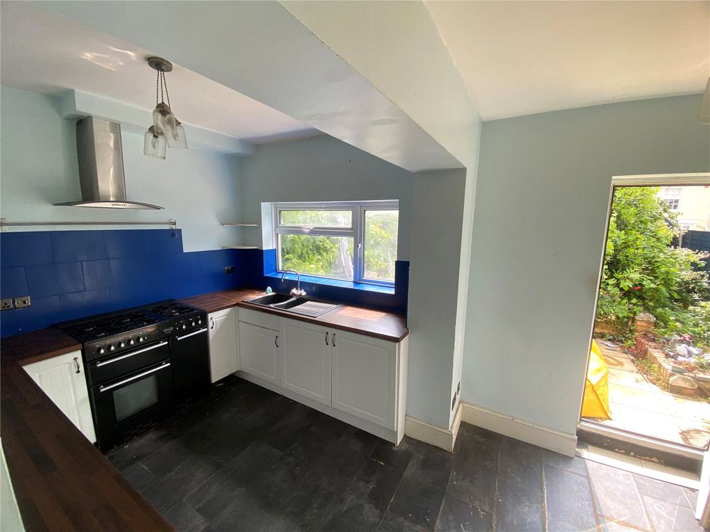 Property photo 3 of 11 Picture No. 13