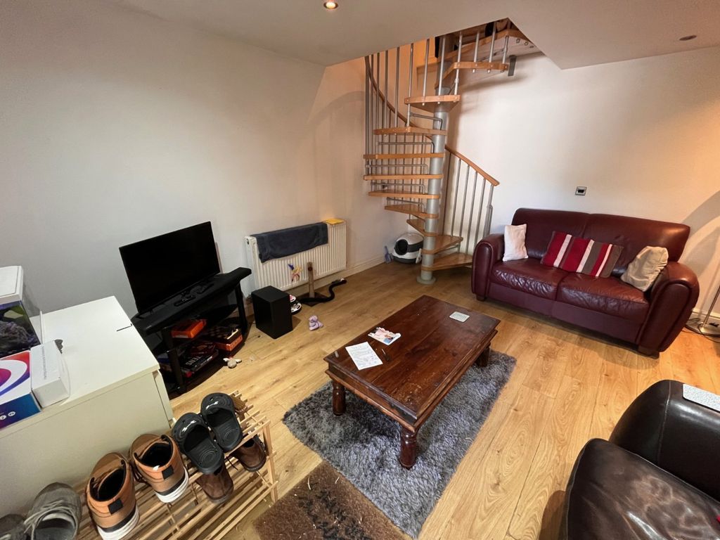 Property photo 2 of 9 Picture No. 05