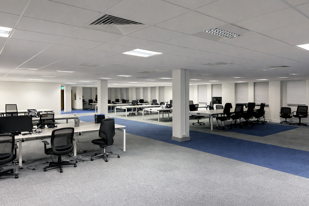 Property photo 2 of 26