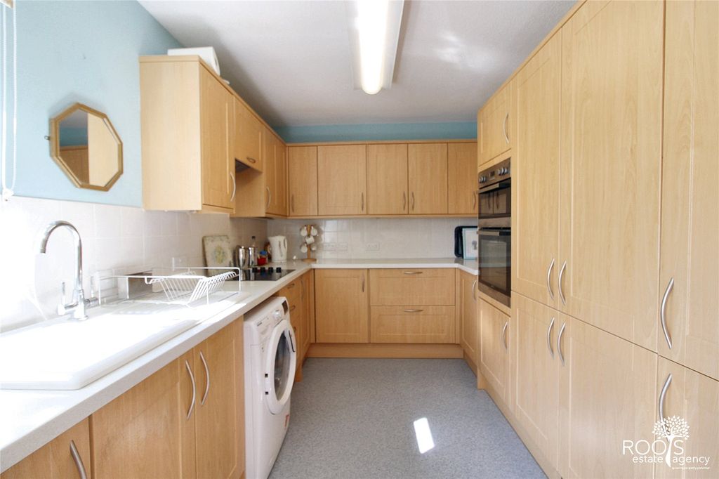 Property photo 2 of 8 Picture No. 05