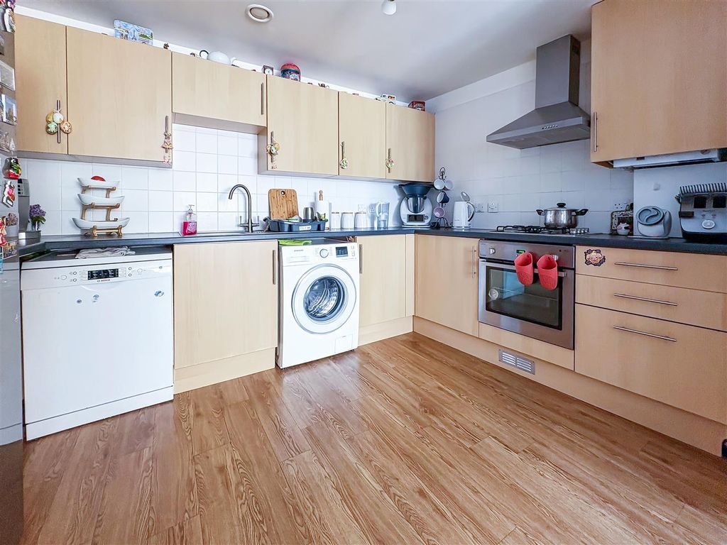 Property photo 3 of 11 Img_3700.Jpg