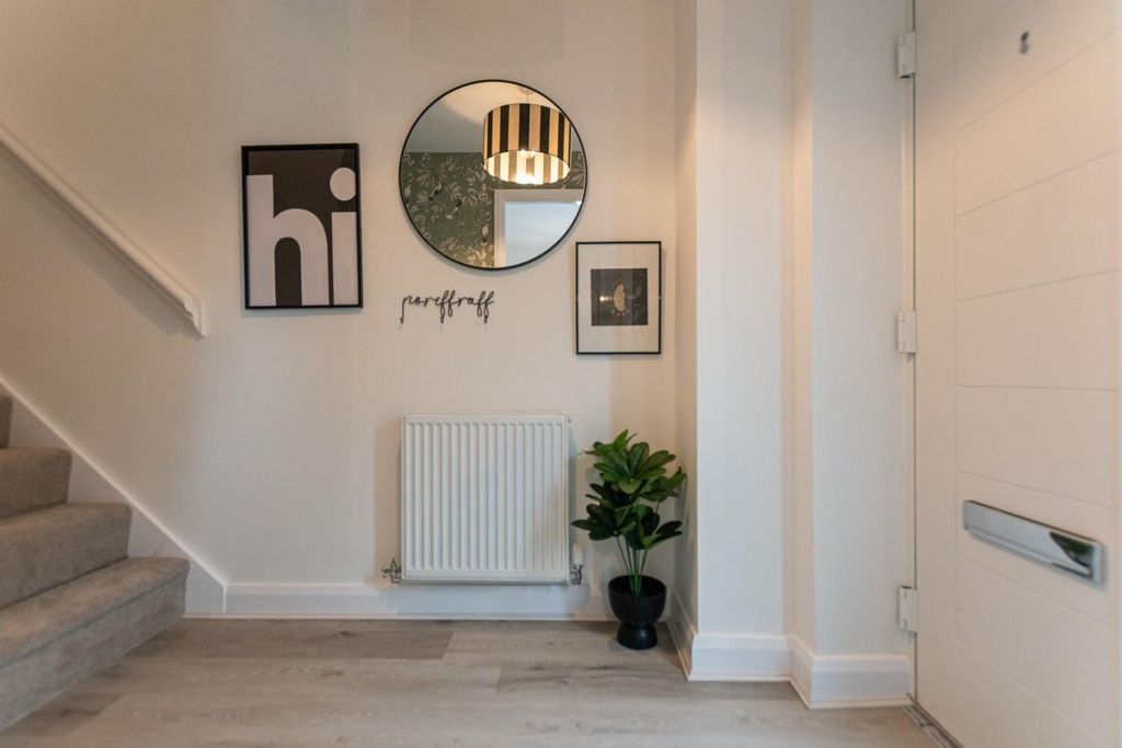 Property photo 3 of 22 1.Jpg