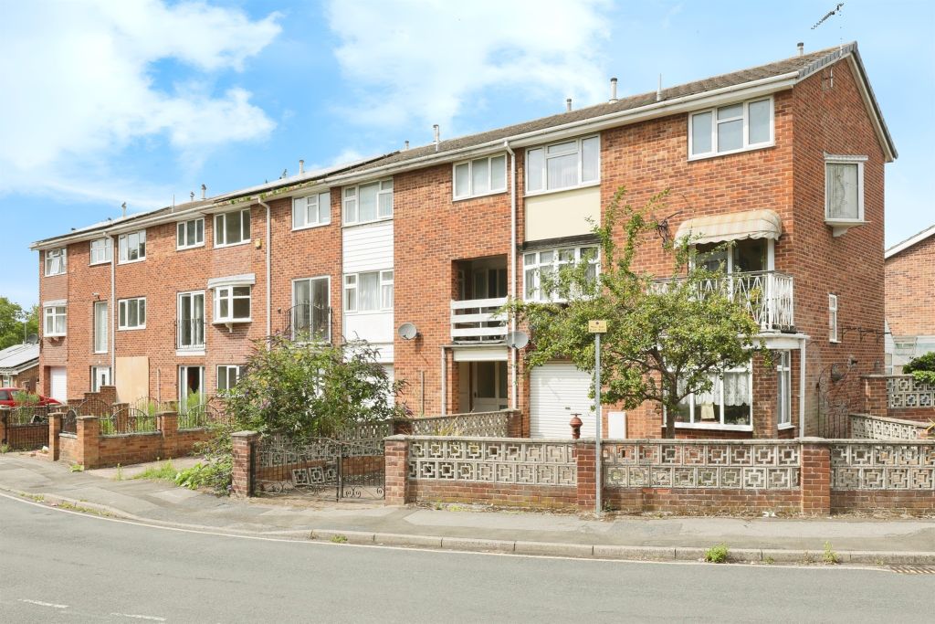 Property photo 1 of 16