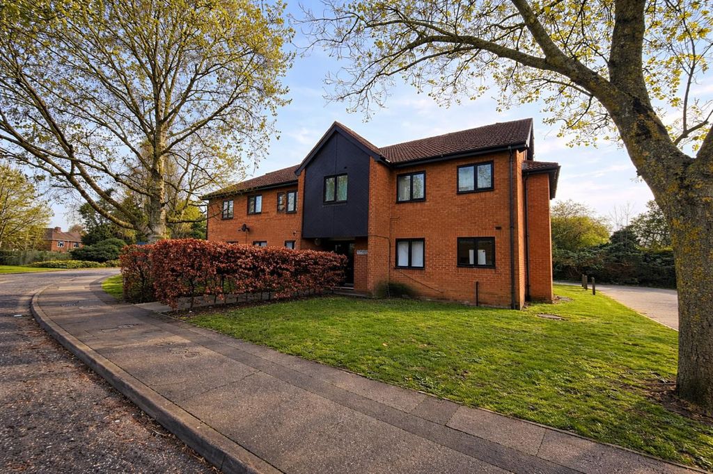 Property photo 1 of 11