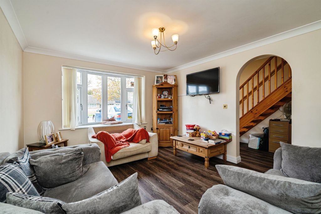 Property photo 3 of 17
