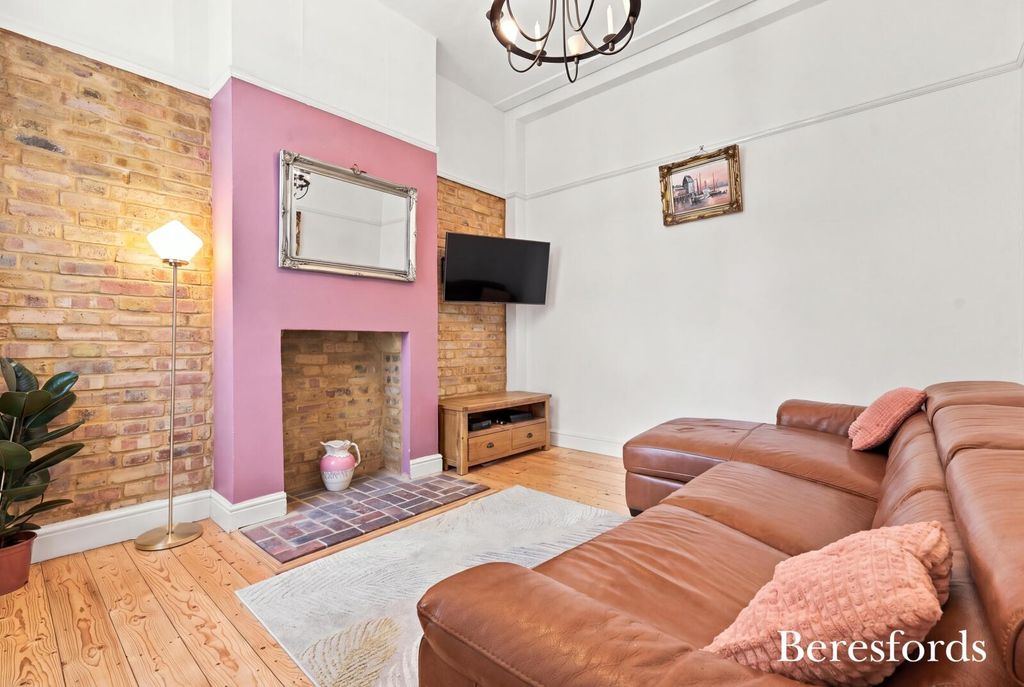 Property photo 3 of 17 Picture No. 09