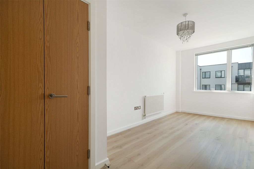 Property photo 2 of 10 Picture No. 25