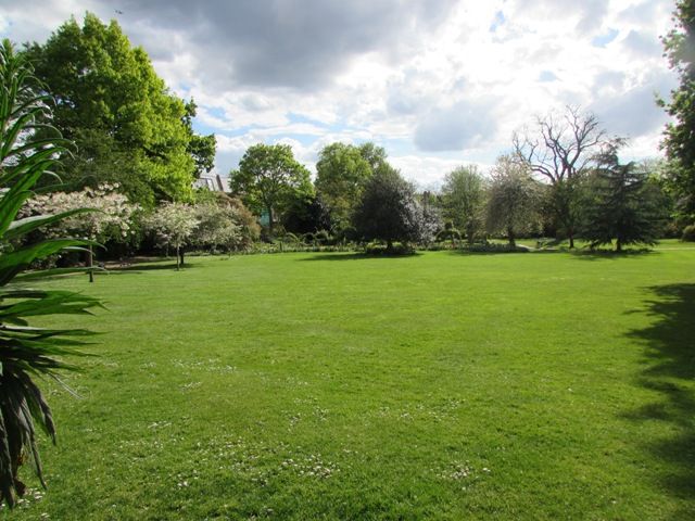 Property photo 3 of 17