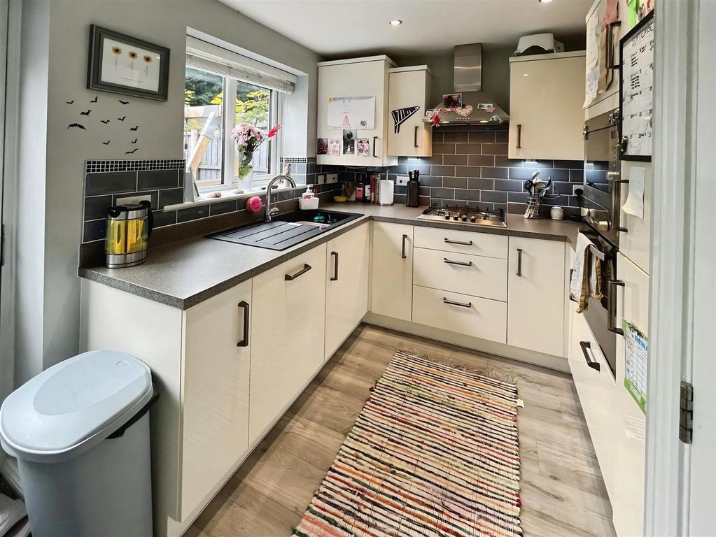 Property photo 2 of 11 F2162B14-Img-20250924-Wa0014.Jpg