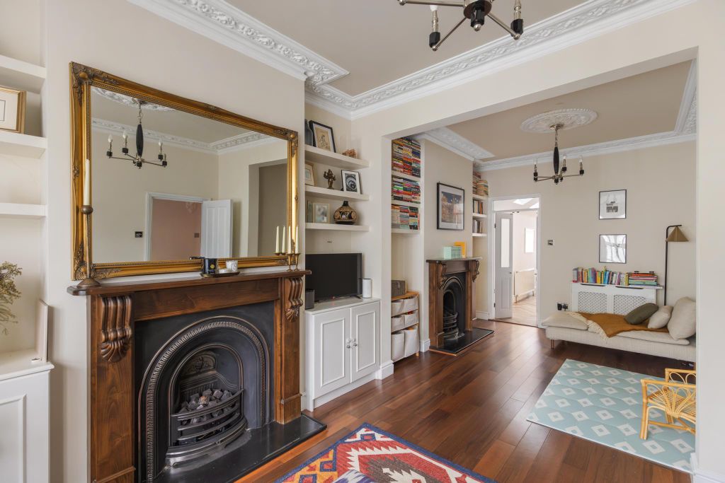 Property photo 2 of 14 Image