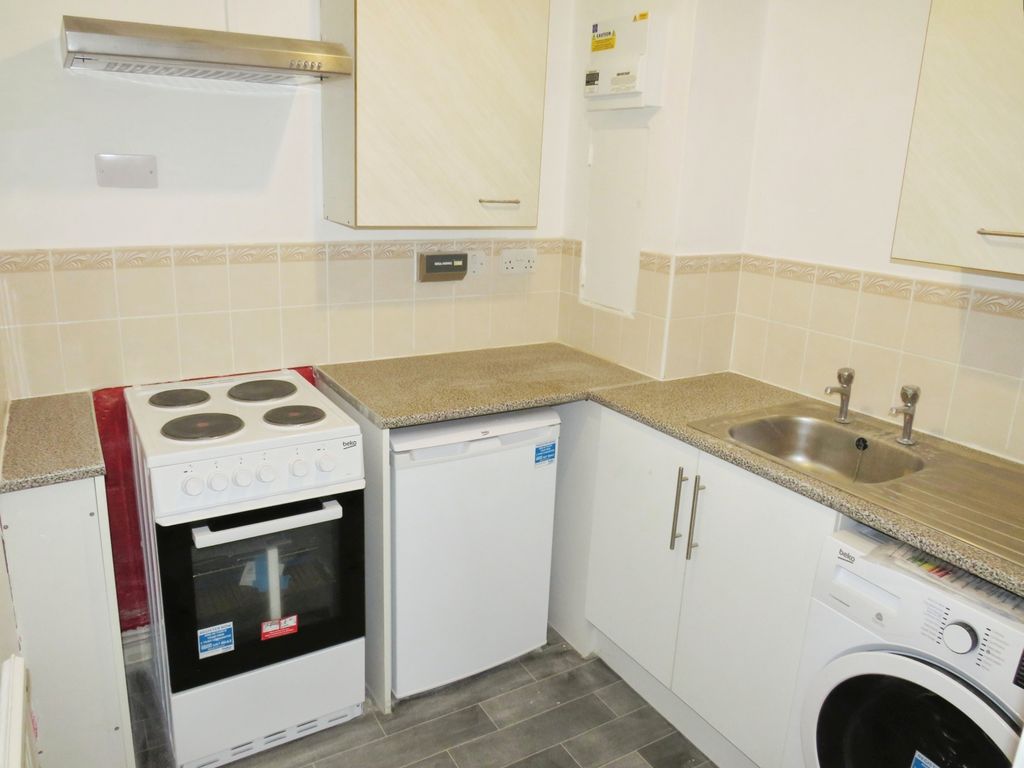 Property photo 3 of 6