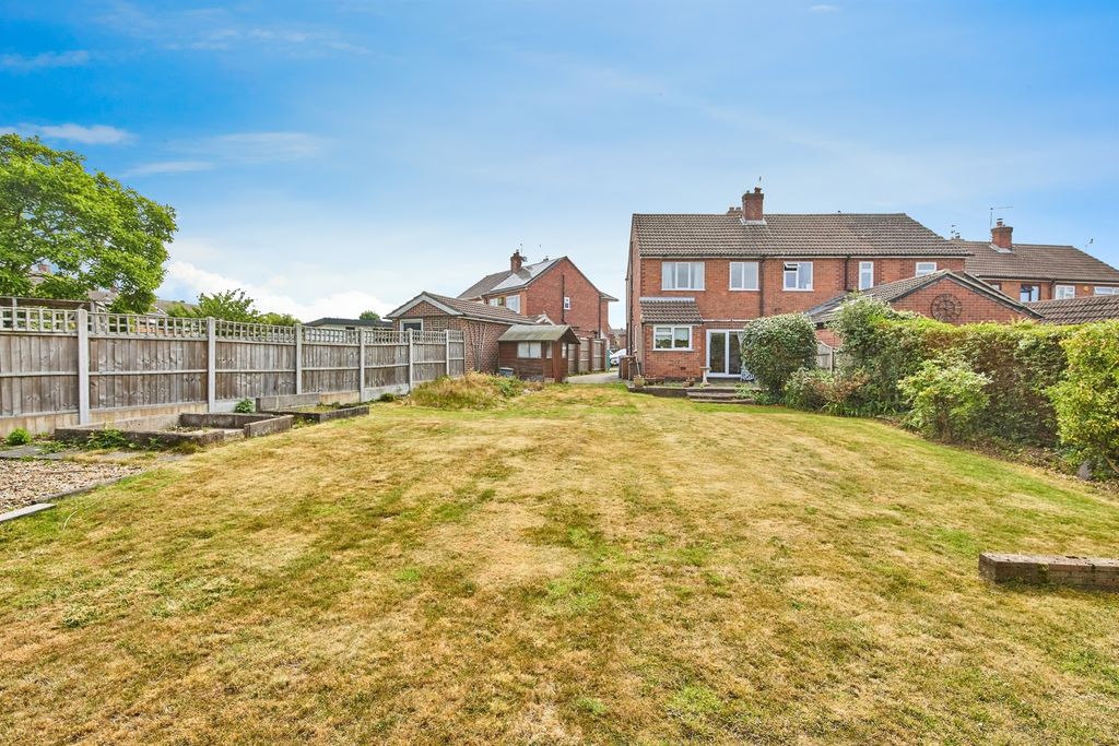 Property photo 2 of 16