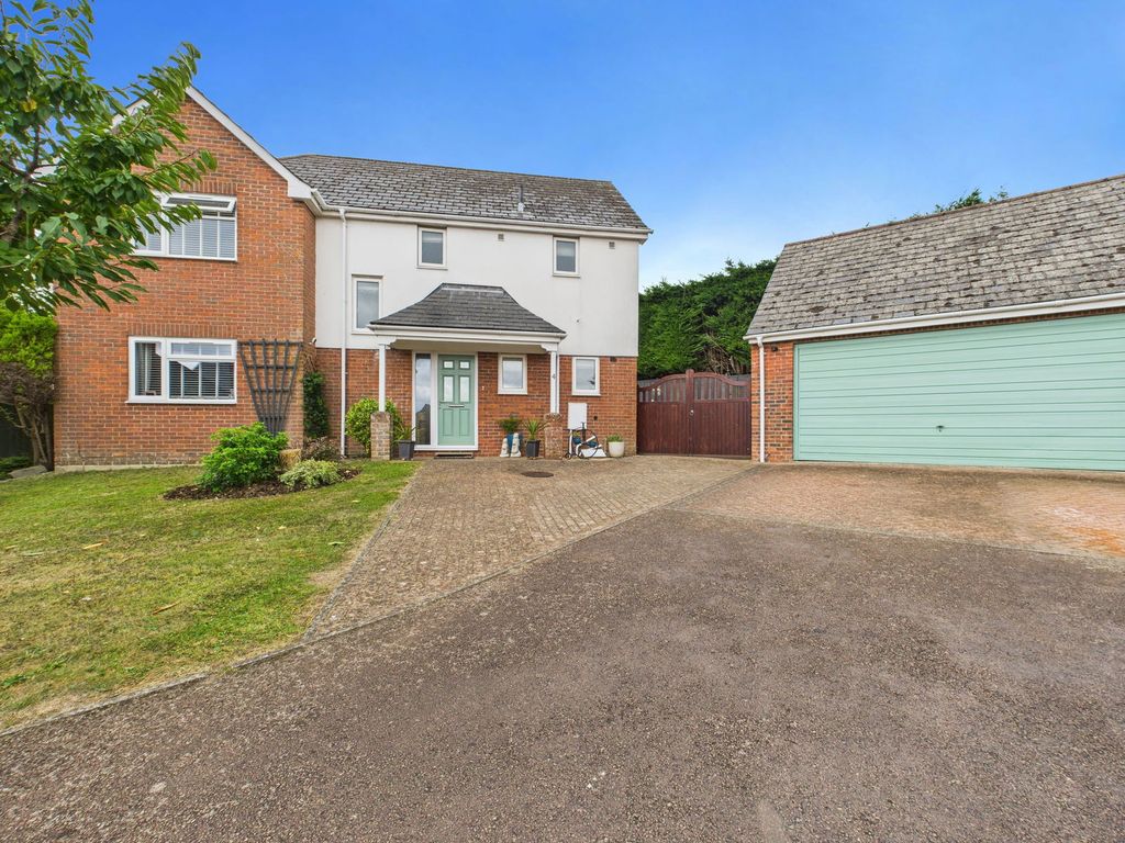 Property photo 1 of 26