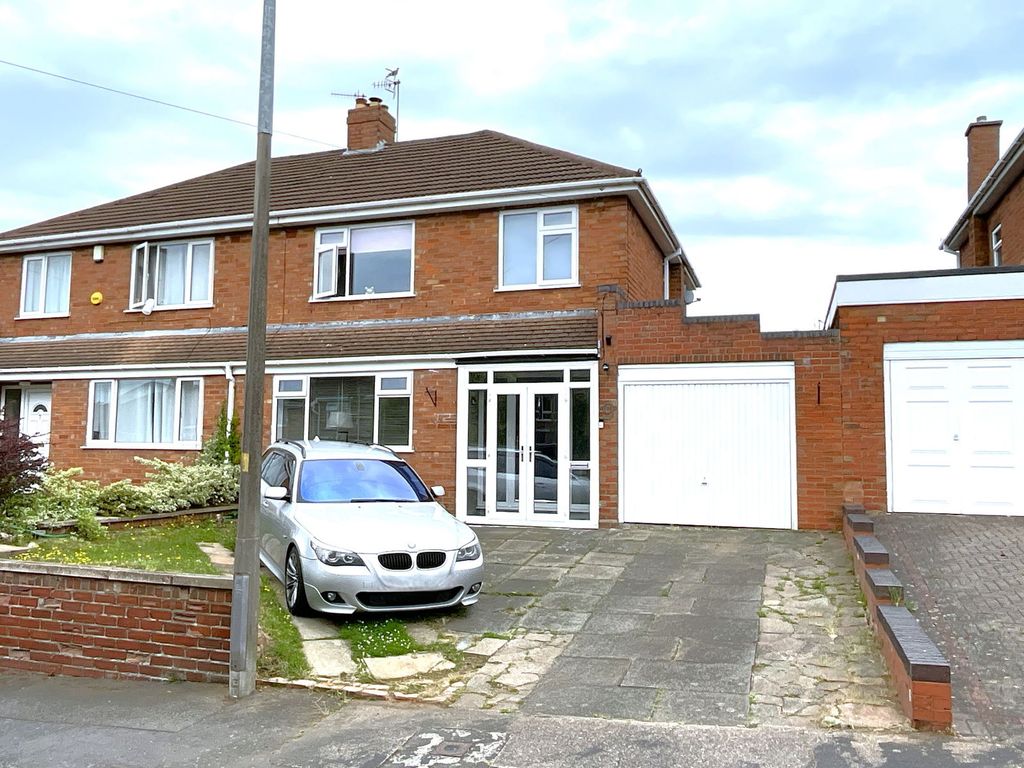 Property photo 1 of 9